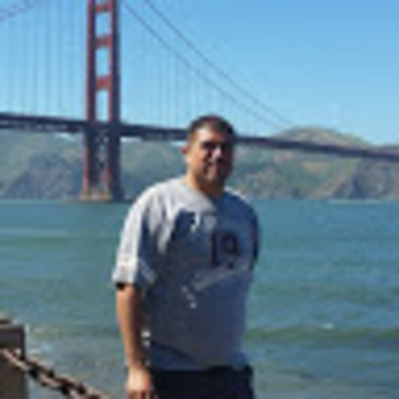 Meet your Posher, Javier - Picture 1 of 1